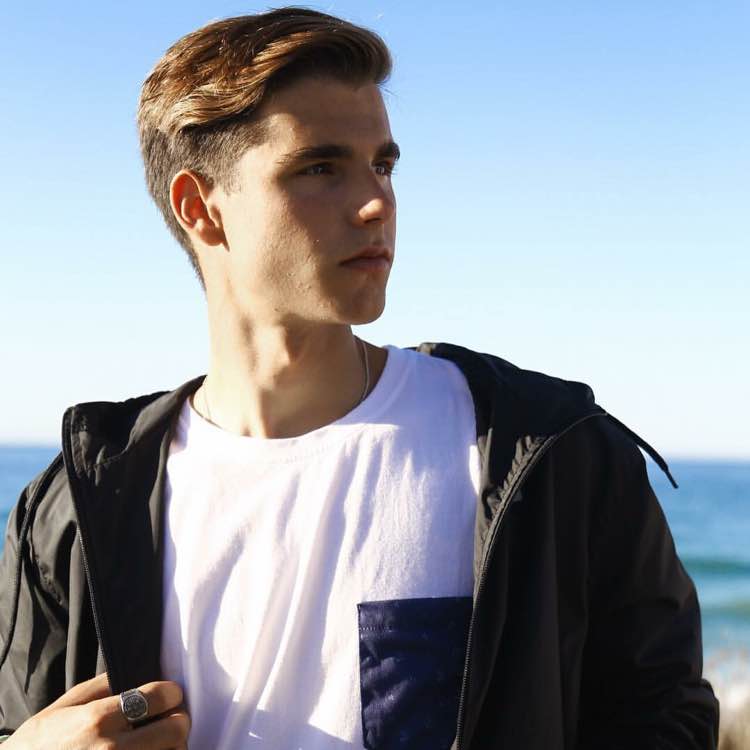 微信阳光帅气清新欧美男头