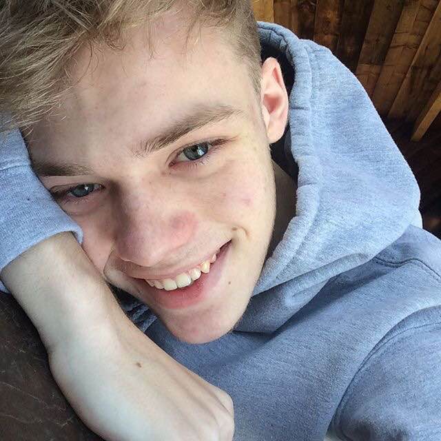 微信阳光帅气清新欧美男头