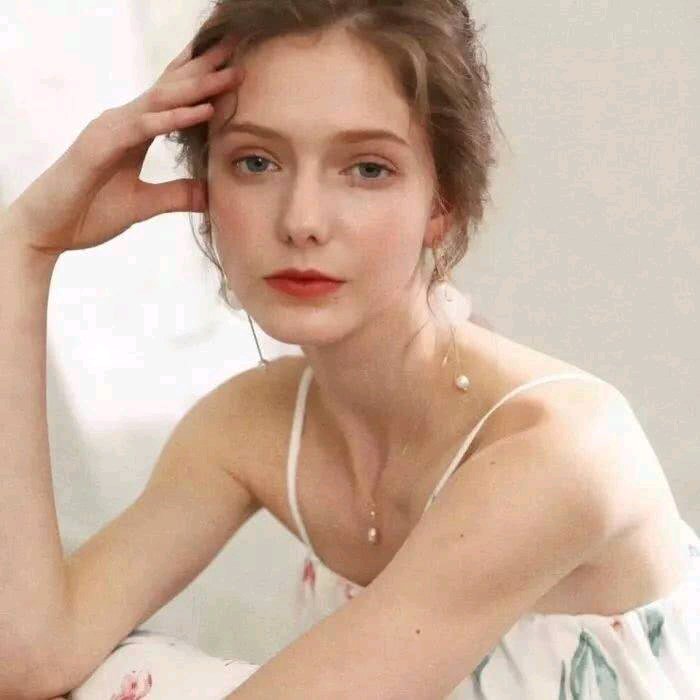微信清新高颜值个性欧美女头