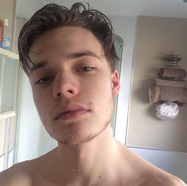 微信阳光帅气清新欧美男头