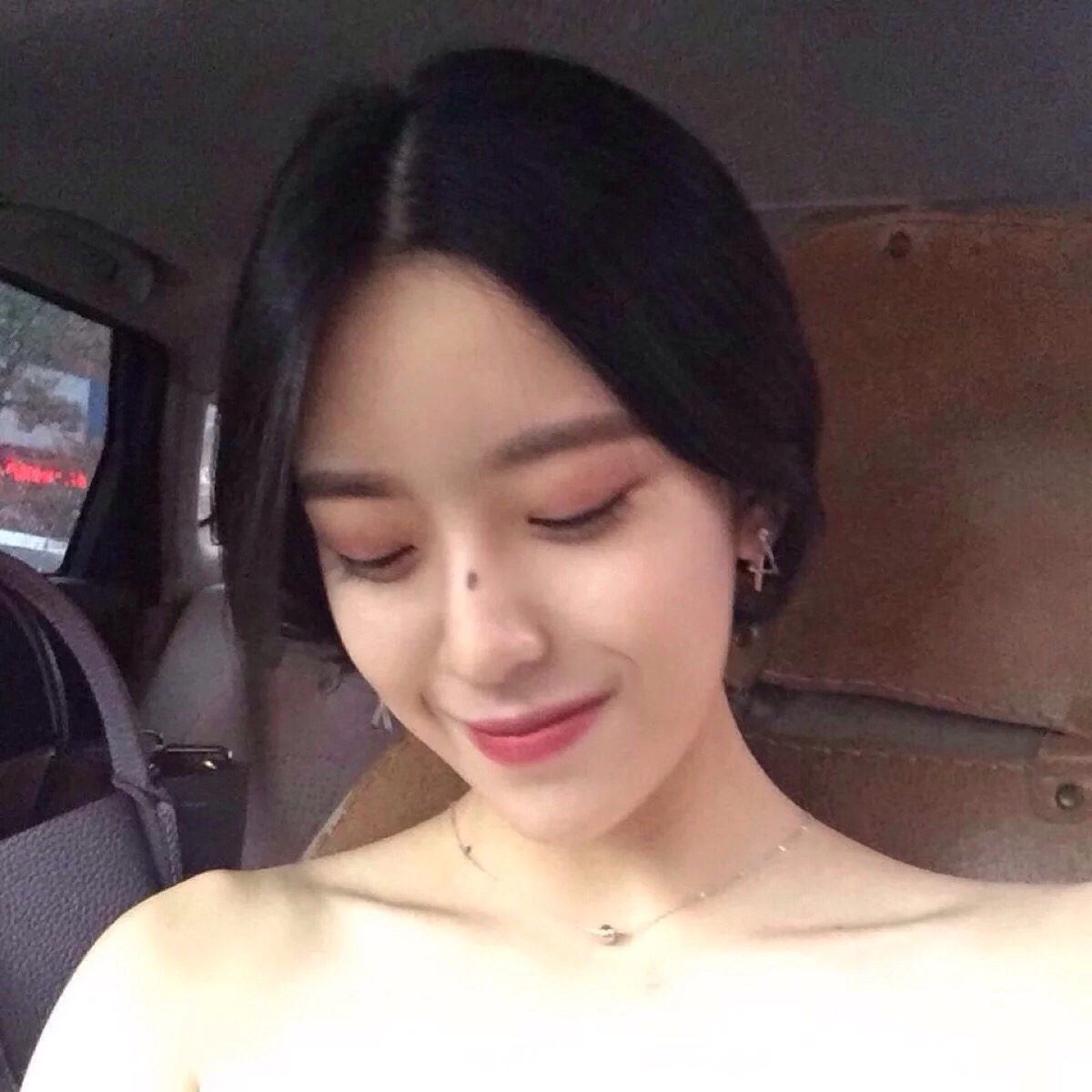 微信好看的高颜值霸气女头