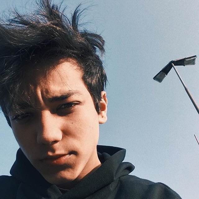 微信帅气文艺清新欧美男头