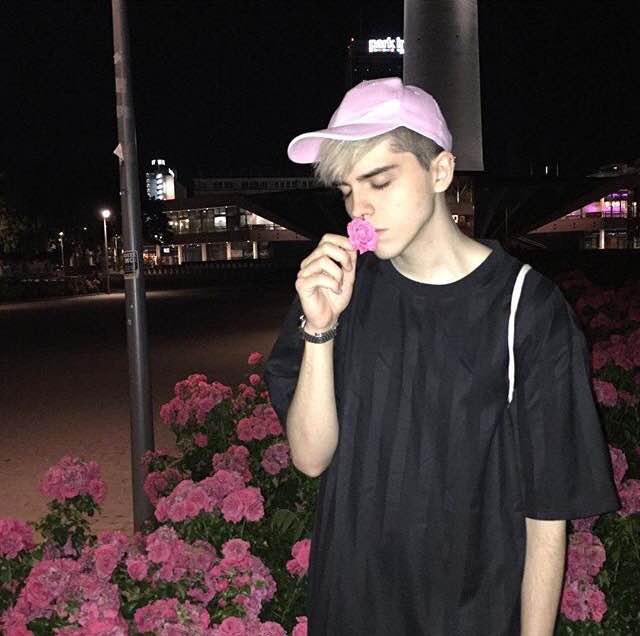 微信阳光帅气清新欧美男头