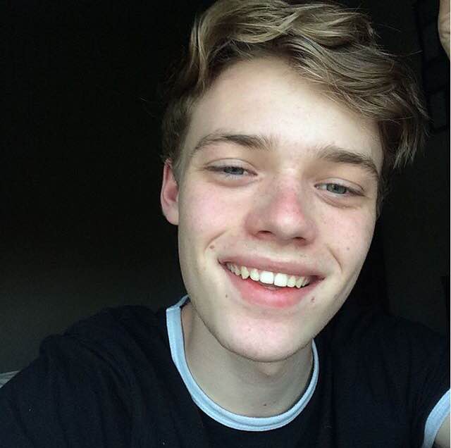 微信帅气阳光欧美男头