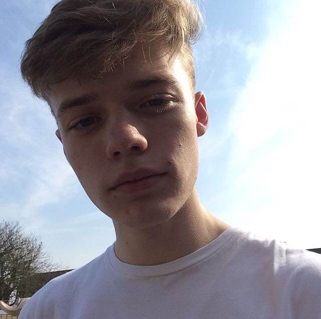 微信阳光帅气清新欧美男头