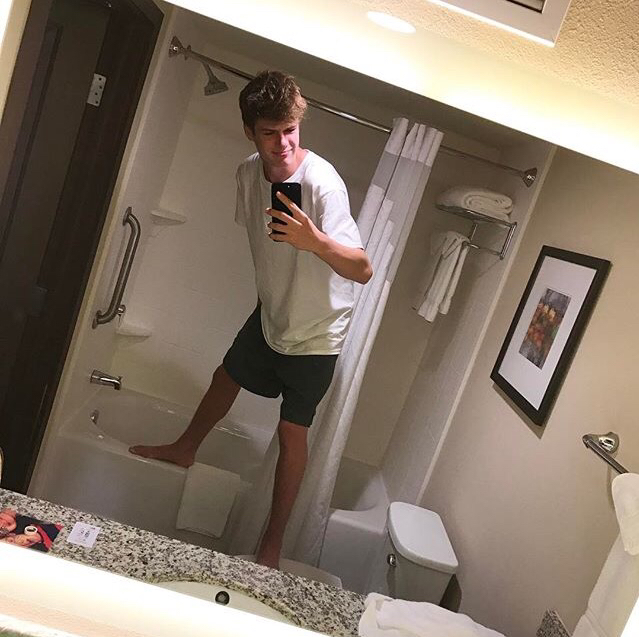 微信帅气清新欧美男头