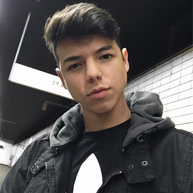 微信迷人时尚气质欧美男头