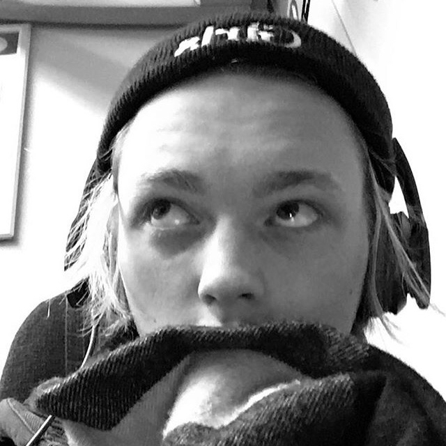 微信阳光帅气欧美男头