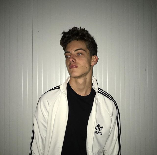 微信迷人清新霸气欧美男头