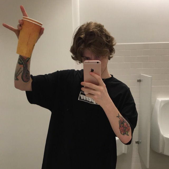 微信阳光时尚清新性感男头