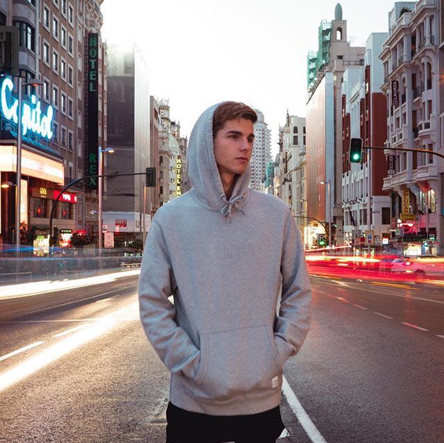 微信迷人时尚气质欧美男头