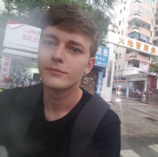 微信阳光时尚清新性感男头