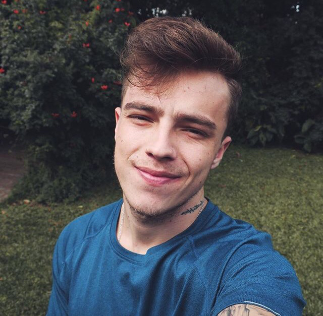 微信帅气清新欧美男头