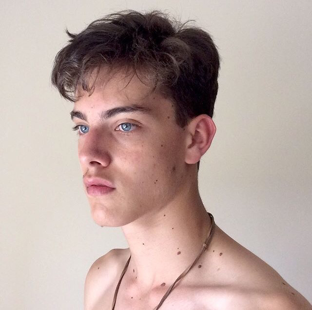 微信阳光帅气欧美男头