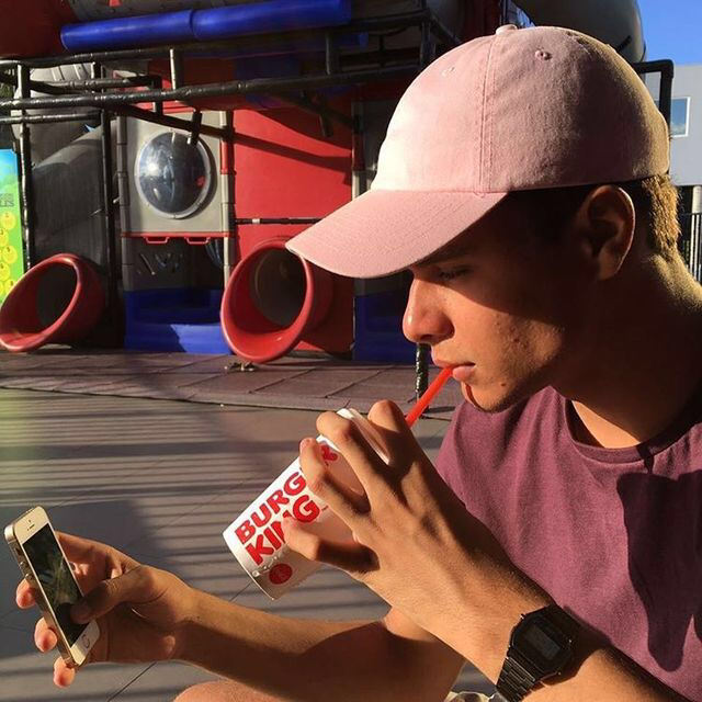 微信帅气清新欧美男头