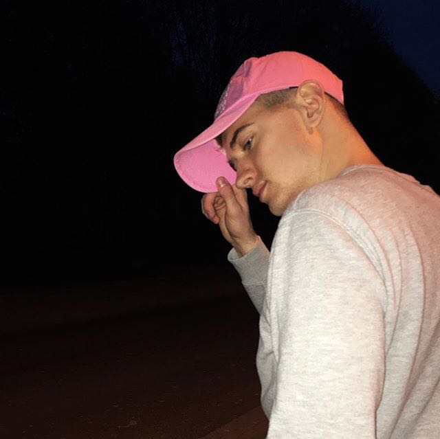 微信帅气清新欧美男头