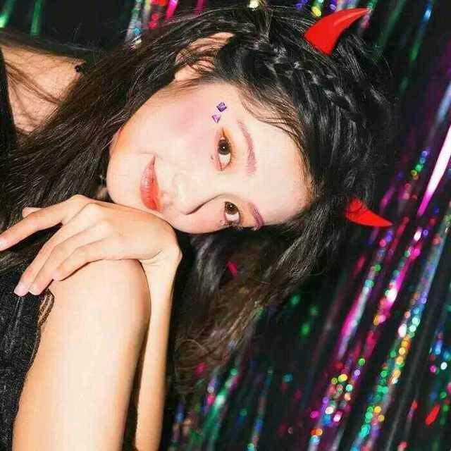 微信阳光文艺好看女头