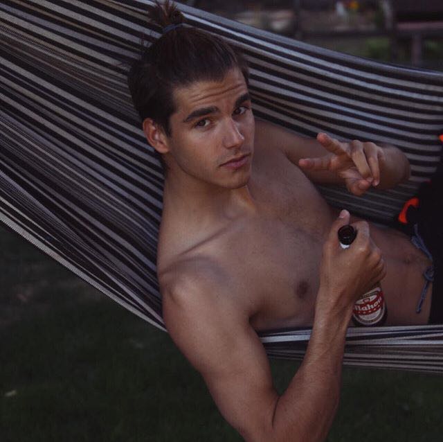 微信迷人时尚气质欧美男头