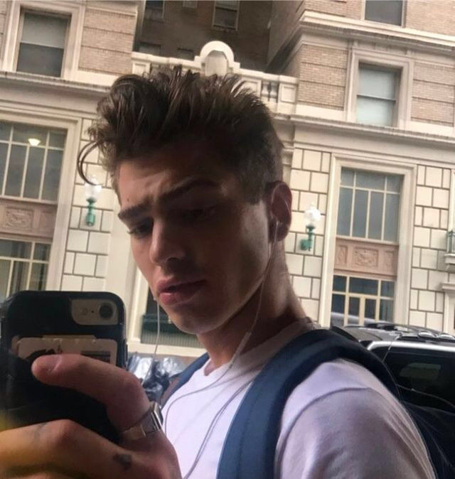 微信帅气清新欧美男头