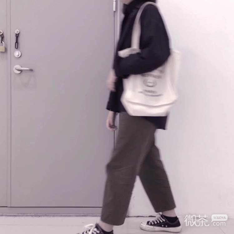 微信小清新冷酷阳光女生部位头像