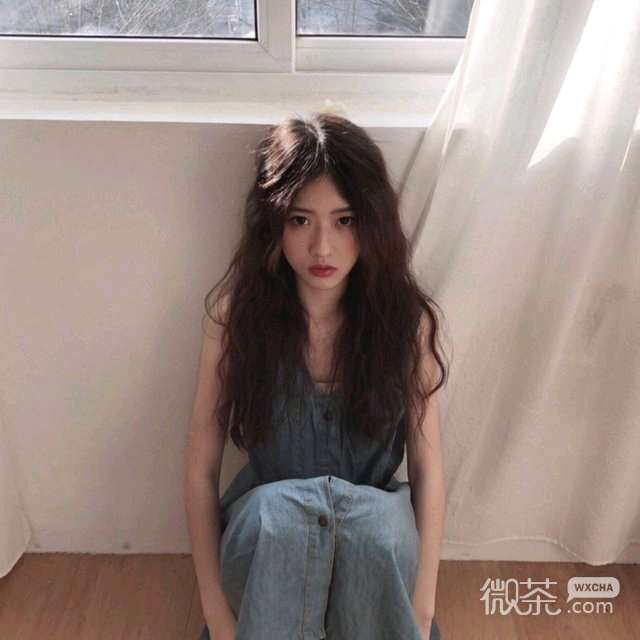 微信粉嫩文艺阳光女头