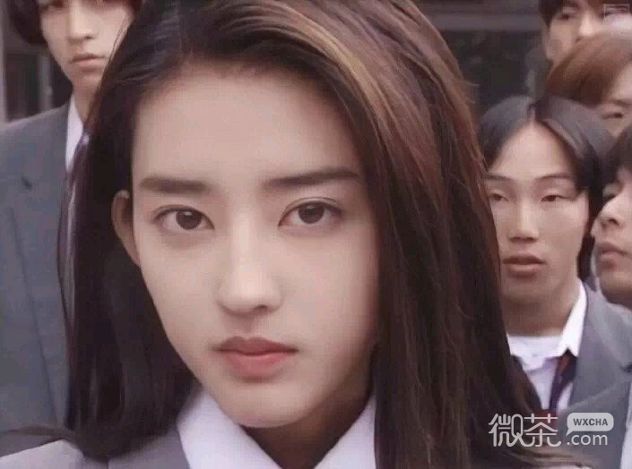 微信粉嫩文艺阳光女头
