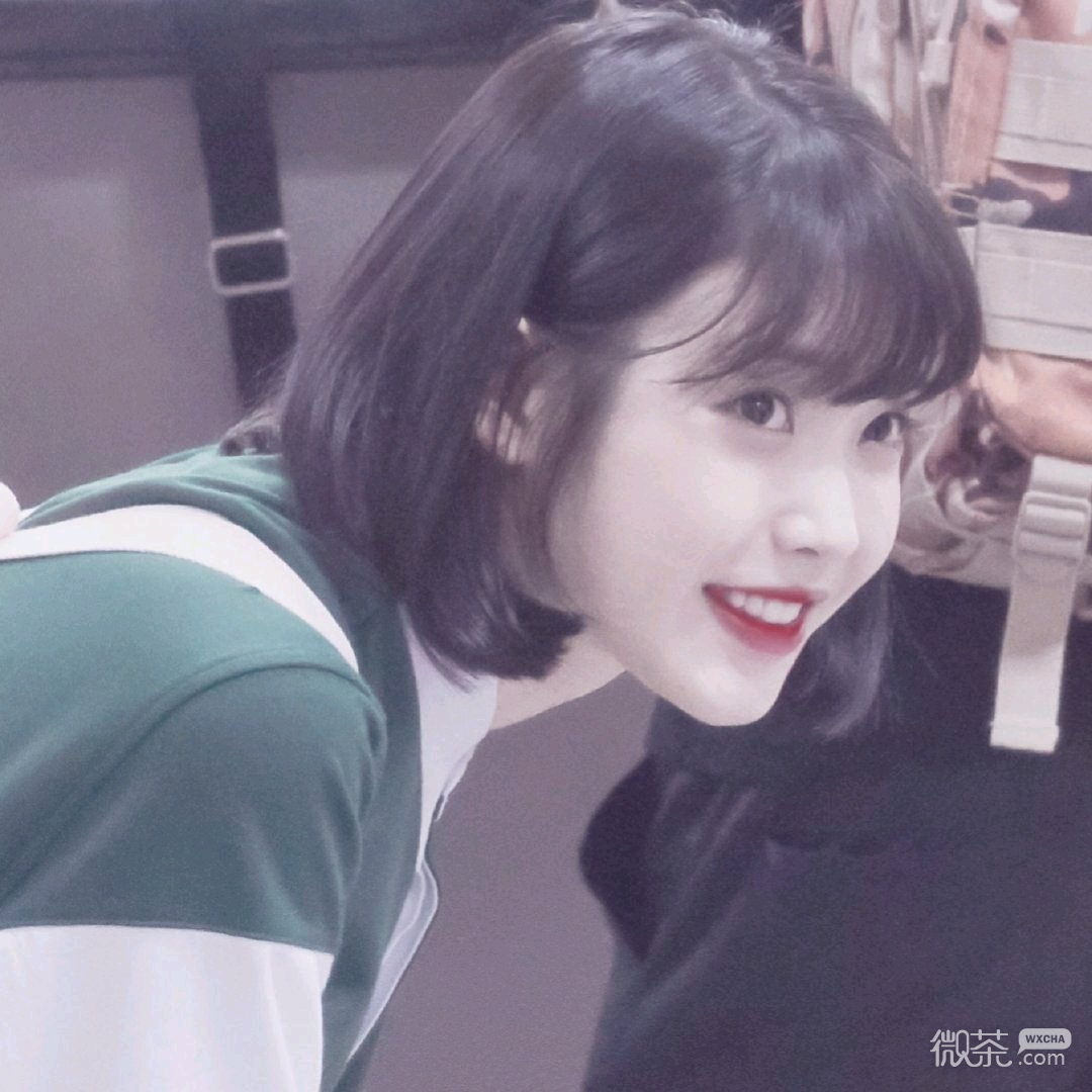 微信时尚青春粉嫩迷人女头