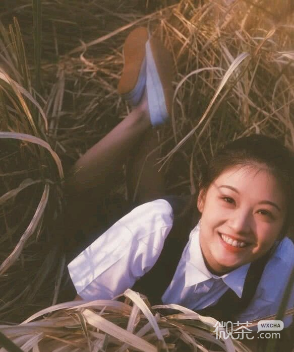 微信简洁时尚迷人女头