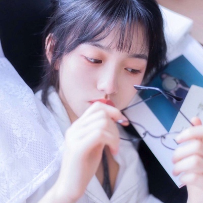 微信阳光好看清新女头
