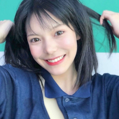 微信阳光好看清新女头