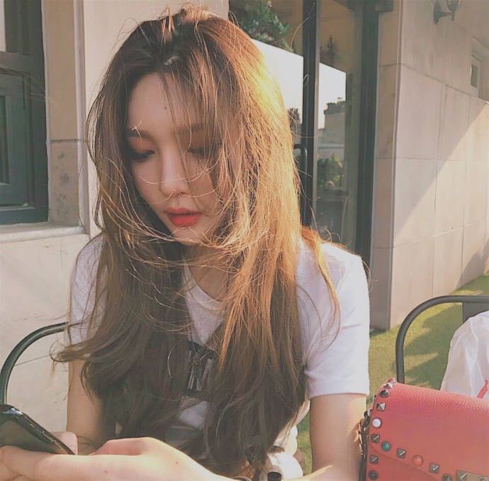 微信小清新文艺好看清纯女头