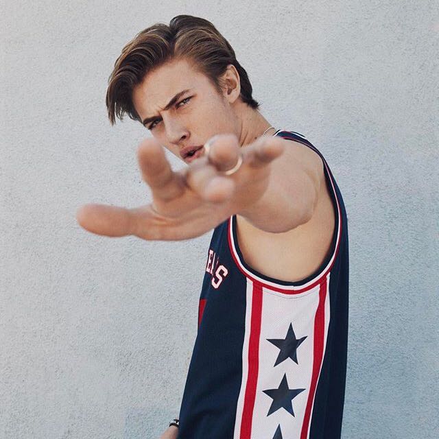 微信小清新霸气性感欧美男头