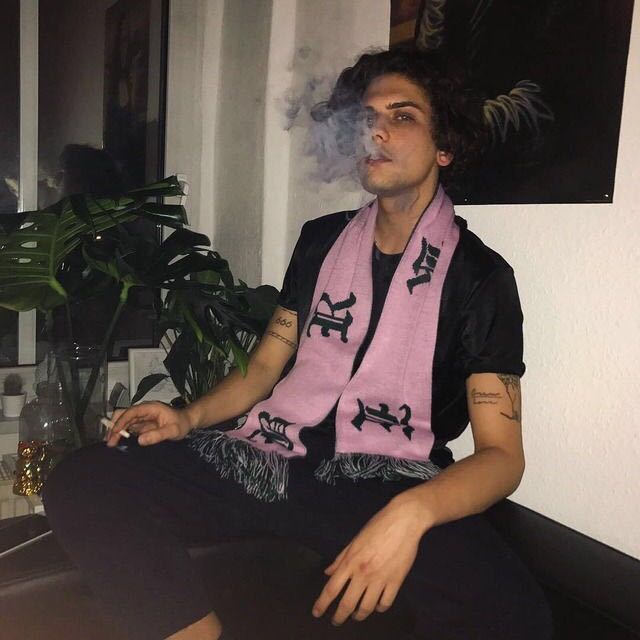 微信小清新霸气性感欧美男头