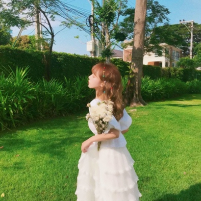 唯美带花小清新风格微信女生头像下载