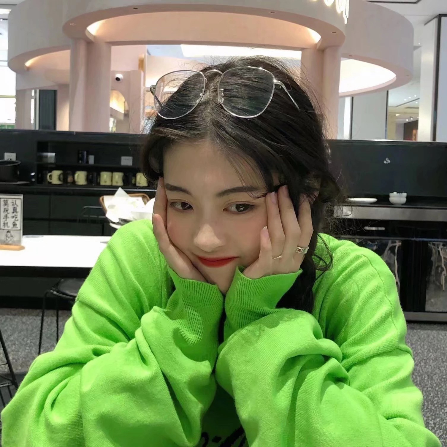 微信清新高颜值霸气迷人女头