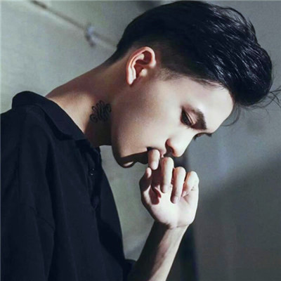 成熟帅气风格的微信个性男生头像合集下载