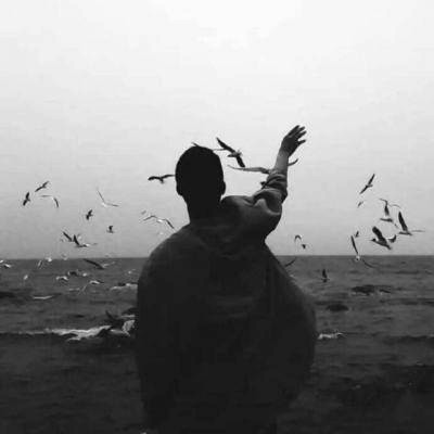 成熟帅气风格的微信个性男生头像合集下载