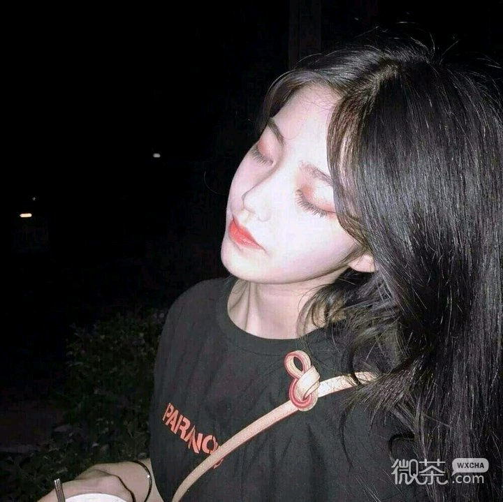 微信傲娇时尚迷人女头