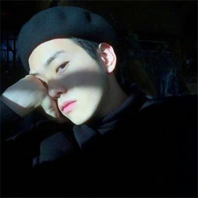 成熟帅气风格的微信个性男生头像合集下载