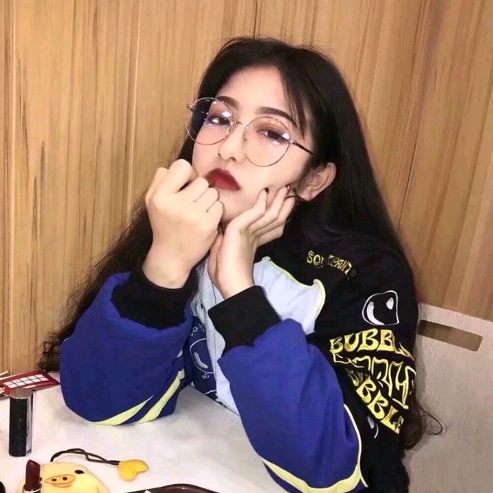 微信傲娇时尚迷人女头