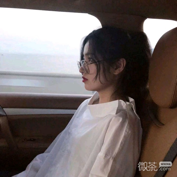 微信佛系时尚小清新迷人女头