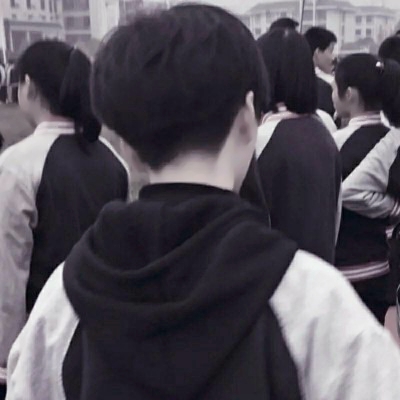 帅气时尚风格的微信男生头像合集下载