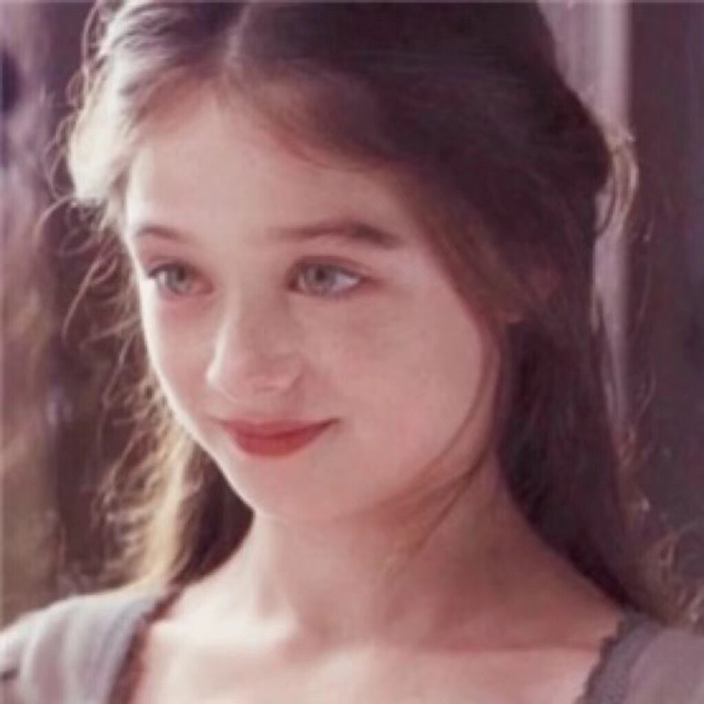 微信粉嫩气质时尚女头