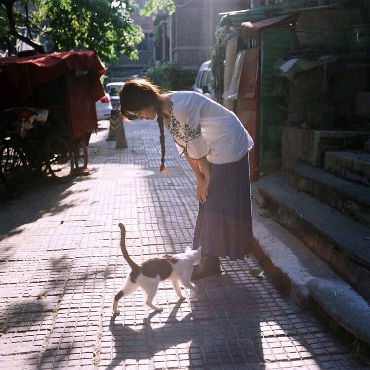 微信粉嫩青春时尚女头