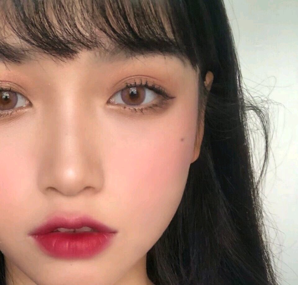 微信粉嫩青春时尚女头