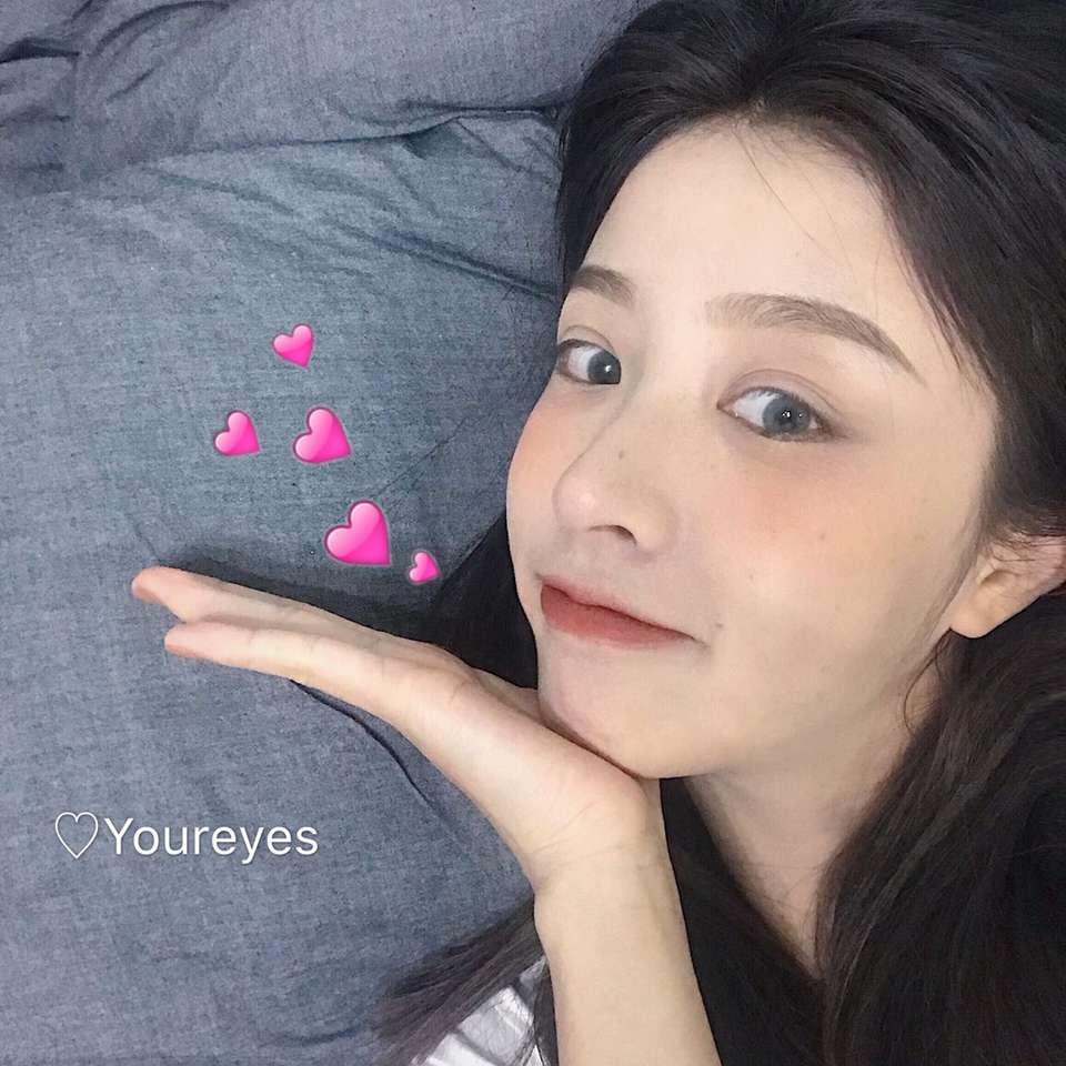 微信粉嫩气质时尚女头