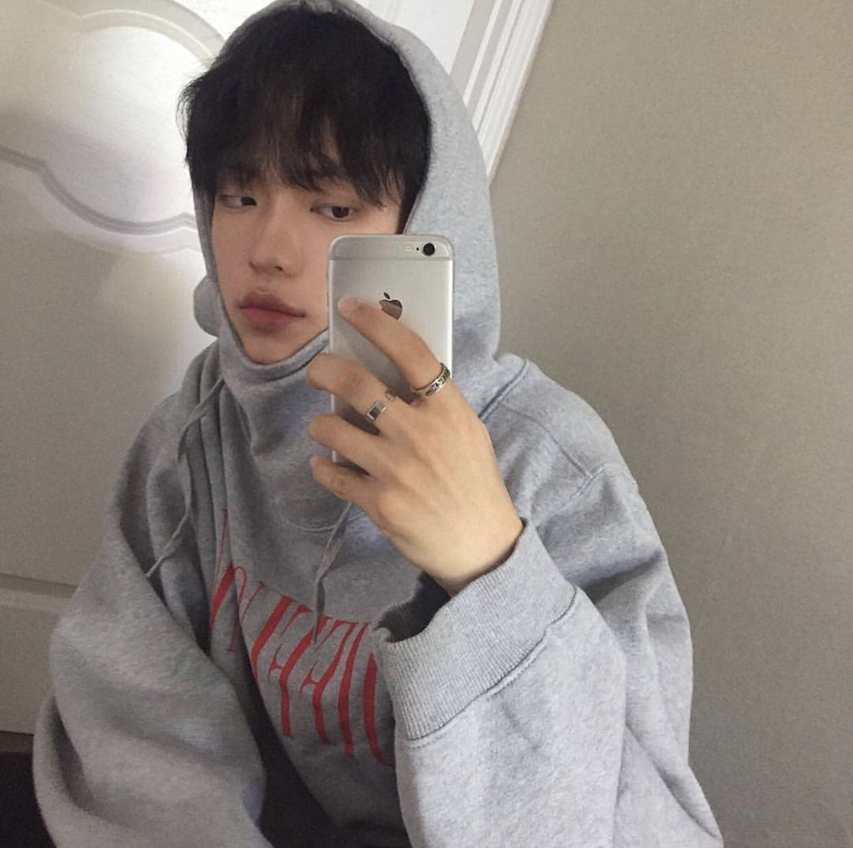 微信帅气迷人欧美男头