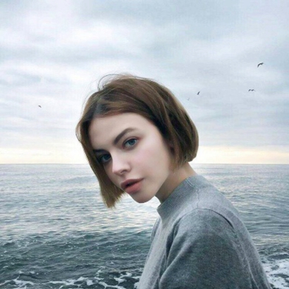 最新帅气个性微信欧美范女生头像合集下载