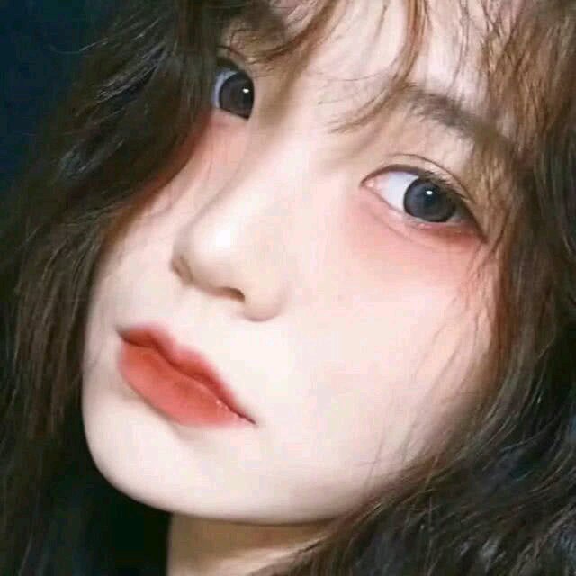 清新时尚性感微信女头