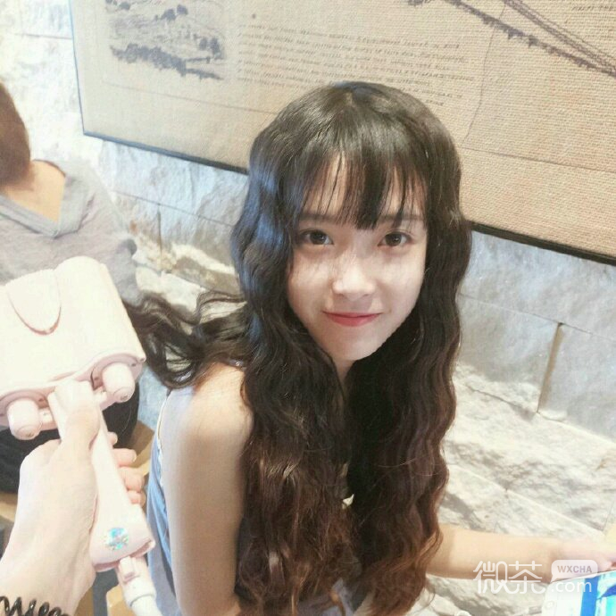 微信简洁俏皮时尚女头